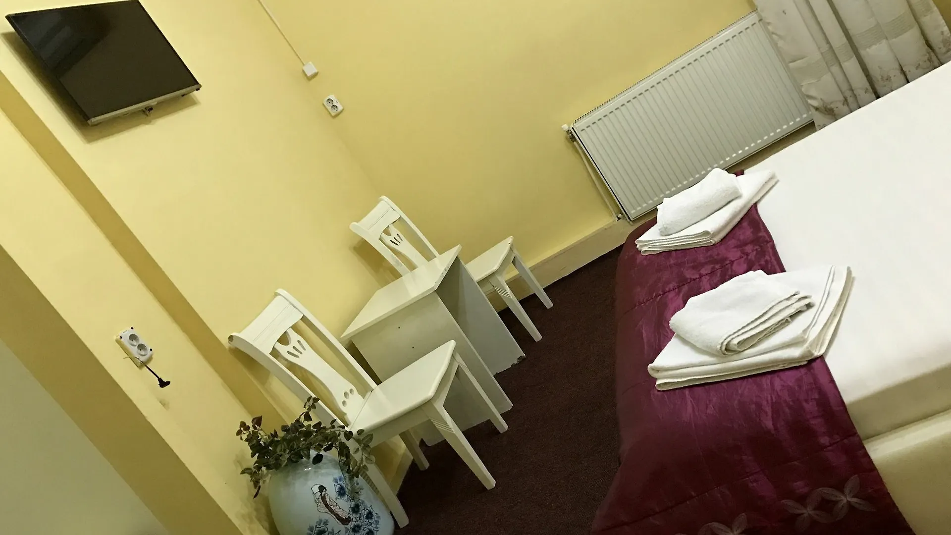 Hotel Funnytime Βουκουρέστι