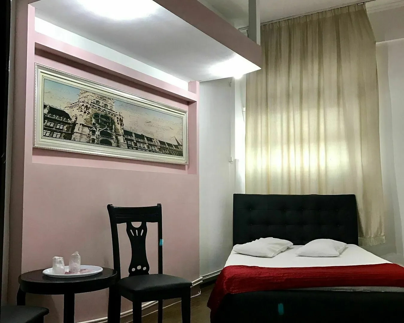Hotel Funnytime Βουκουρέστι