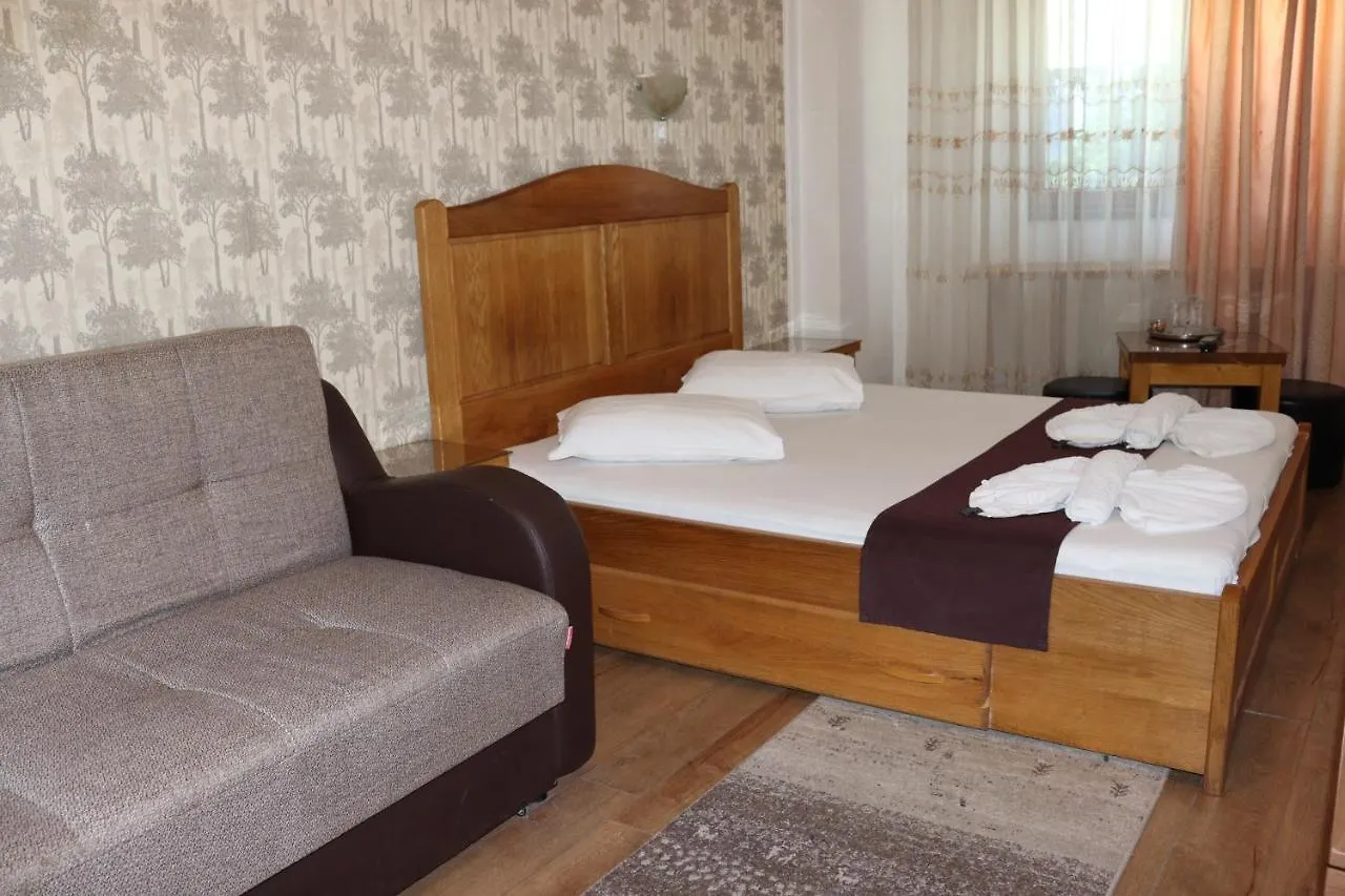 Hotel Funnytime Βουκουρέστι